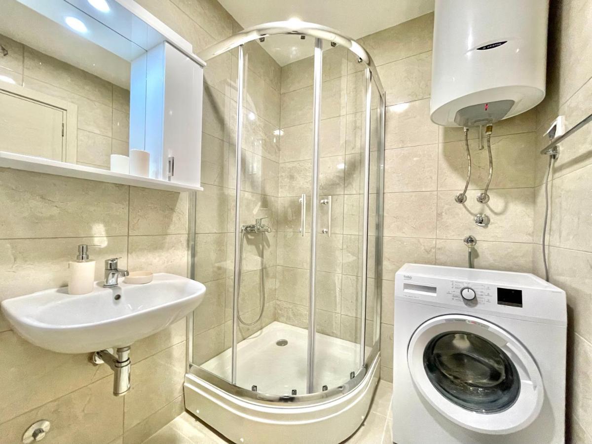 Azure Apartments บุดวา ภายนอก รูปภาพ