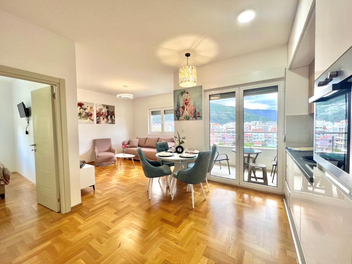 Azure Apartments บุดวา ภายนอก รูปภาพ