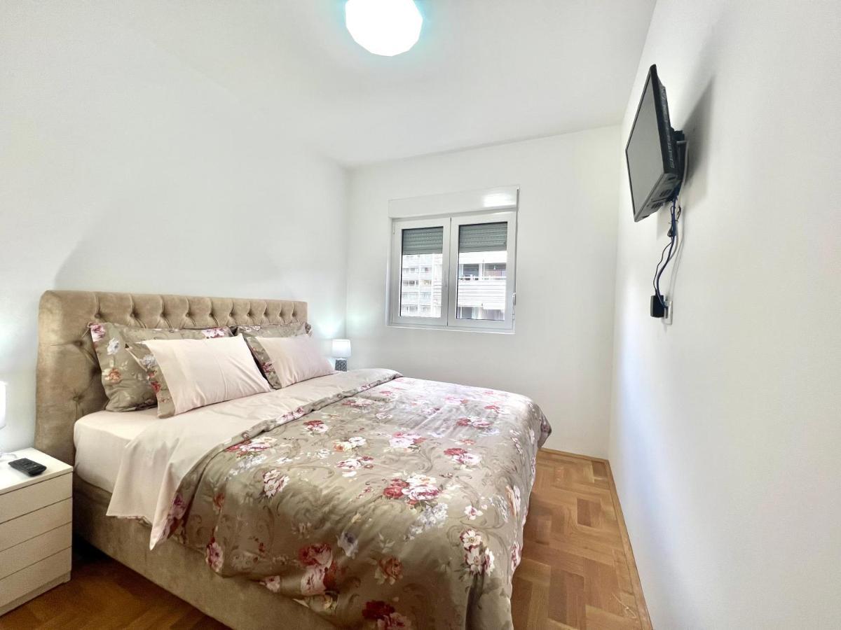 Azure Apartments บุดวา ภายนอก รูปภาพ