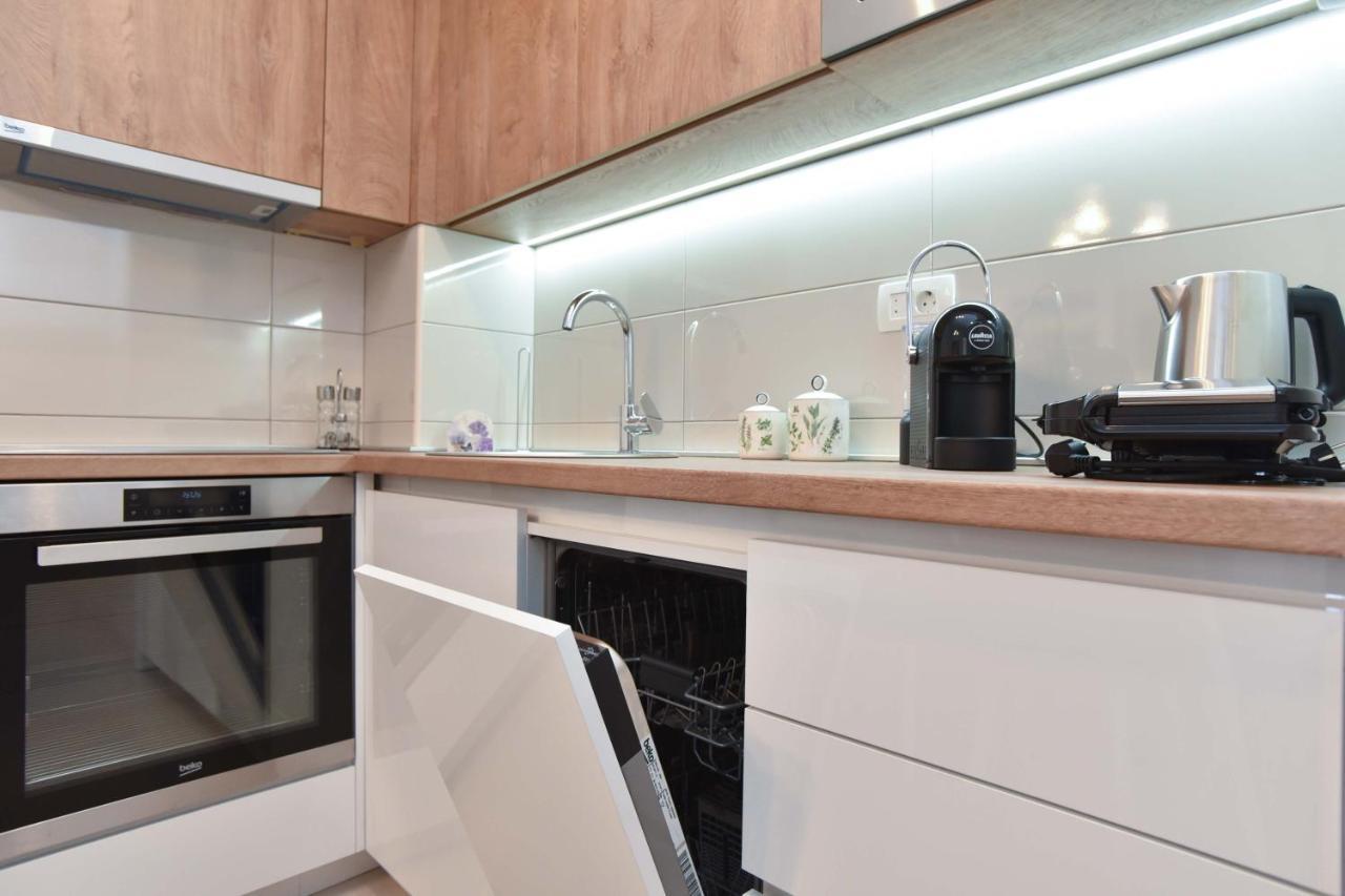 Azure Apartments บุดวา ภายนอก รูปภาพ