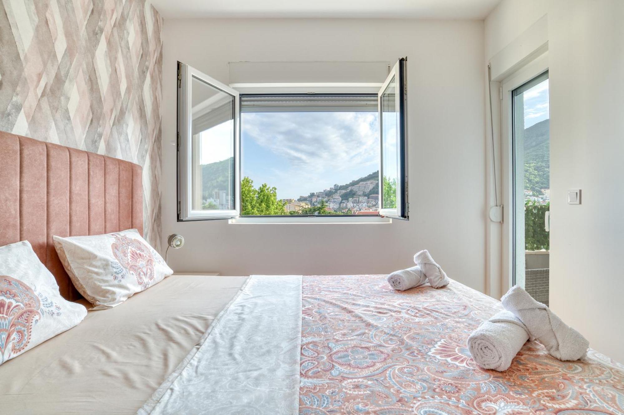 Azure Apartments บุดวา ภายนอก รูปภาพ